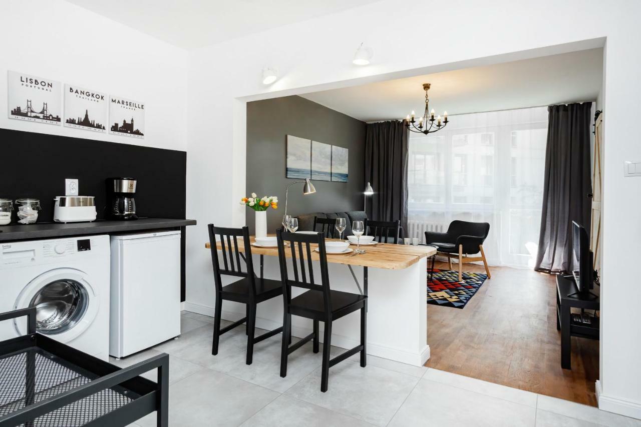 First Central Apartments By Noclegi Renters Warsaw Exterior photo